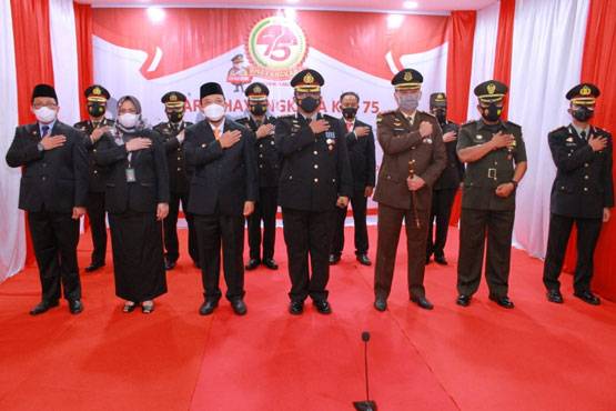 Wabup Siak Husni Merza Ucapkan Selamat Hari Bhayangkara ke 75 Kepada Polres Siak