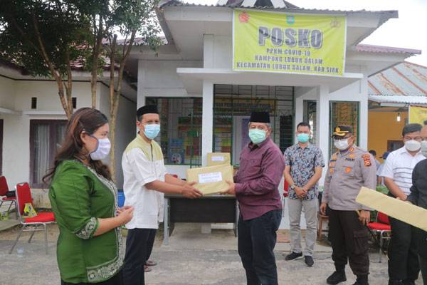 Bersama Kapolres Siak, Bupati Alfedri Tinjau PPKM di Kecamatan Lubuk Dalam dan Kerinci Kanan