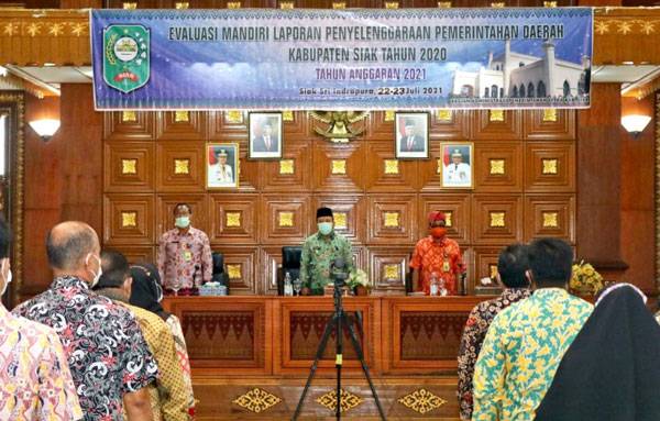 Wakil Bupati Husni Merza Buka Kegiatan Evaluasi Mandiri LPPD Kabupaten Siak Tahun 2020