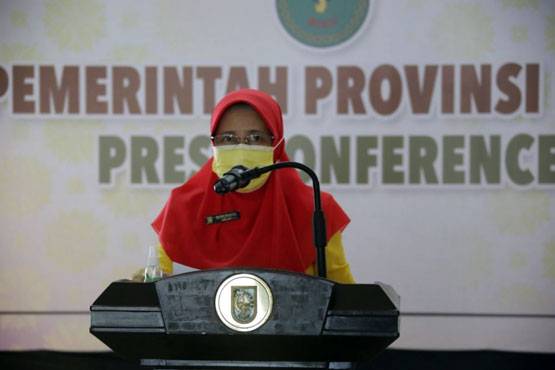 Terkonfirmasi Positif COVID-19 di Riau Didominasi Usia 18-40 Tahun