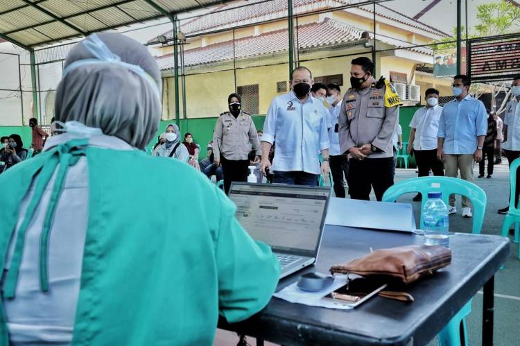 Ketua DPD RI Apresiasi Pabrik Rokok di Malang yang Beroperasi dengan Prokes Ketat