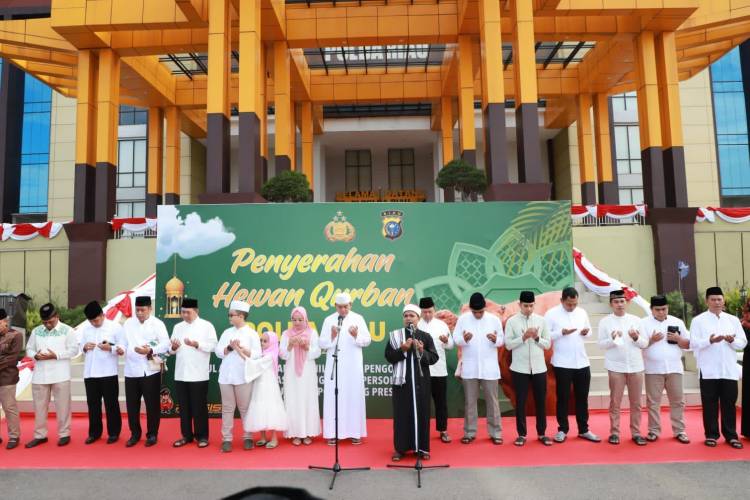 Gandeng PHBI, Polda Riau Gelar Sholat Idul Adha 1443 Bersama Masyarakat, 207 Hewan Qurban Didistribusikan