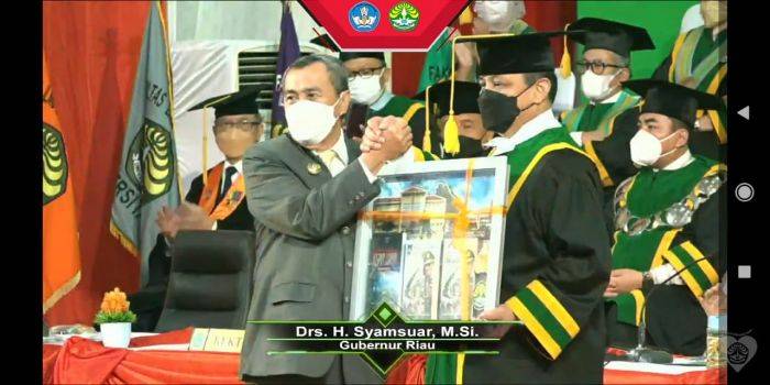 UNRI Kukuhkan Wakapolri Komjen Pol Gatot Eddy Pramono Sebagai Guru Besar Kehormatan