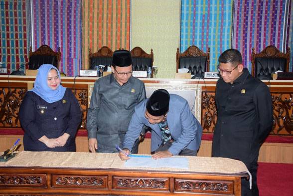 Ranperda Pertanggungjawaban APBD 2021 Disahkan, Kasmarni Apresiasi Kinerja DPRD Bengkalis