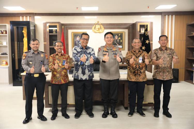 Tingkatkan Sinergi Antar Instansi GM PLN Regional Riau Audiensi Bersama Kapolda Riau