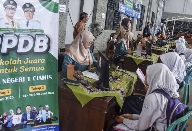 PPDB Dikritik, Kemendikbudristek Bentuk Satgas Pemantau