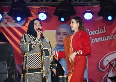 Rara Lida dan Dewi KDI Meriahkan Hari Jadi ke-511 Bengkalis, Bupati Kasmarni ajak Warganya Jaga Kekompakan