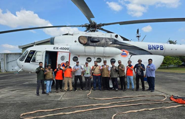 Enam Heli BNPB Siaga Atasi Karhutla Riau