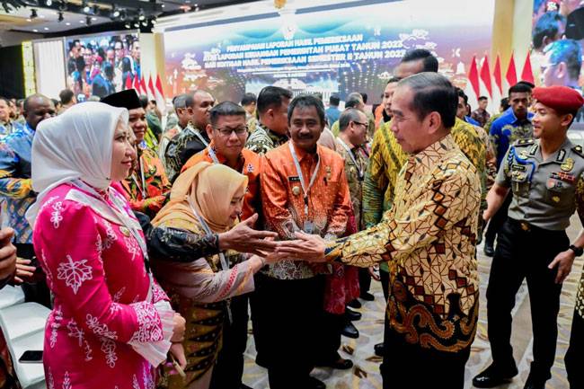 Bupati Kasmarni Hadiri Penyampaian Laporan Hasil Pemeriksaan Laporan Keuangan Pemerintah Pusat Tahun 2023