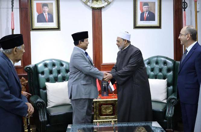 Menhan Prabowo Sambut Grand Syekh Al Azhar Prof. Ahmed di Kemhan
