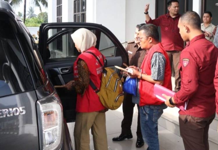 Kejari Bengkalis Tahan 3 Tersangka Korupsi Pupuk Subsidi