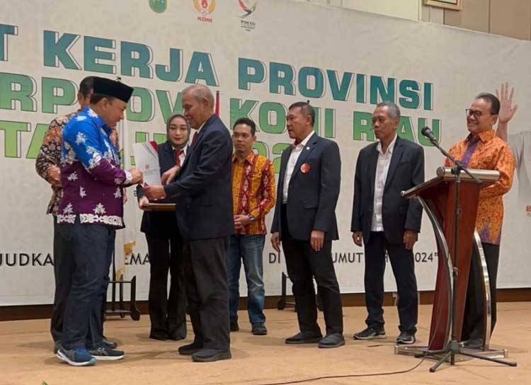 Rp40 M untuk Atlet Riau Peraih Medali PON XXI Aceh-Sumut