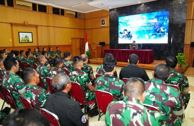 Kapuspen TNI Tutup Latfungnispen TA 2024