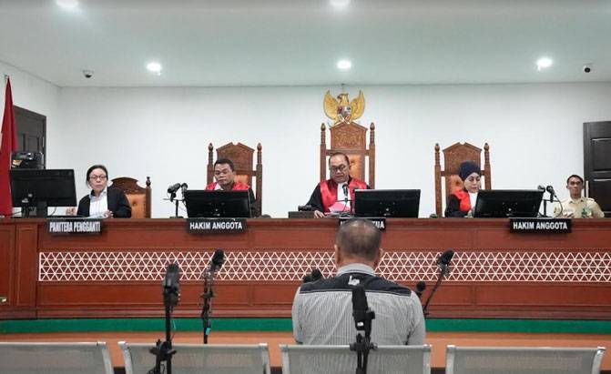 Terdakwa Kasus Tanah Mabes TNI  Jatikarya Dituntut 6 Tahun Penjara