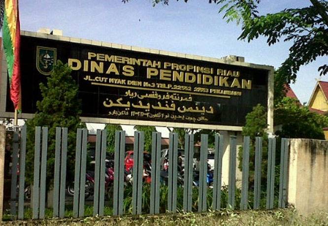 Siswa Baru "Jalur Belakang" Pesta Tahunan Disdik Riau?