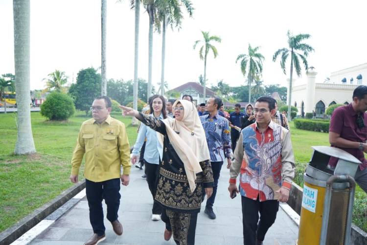 Setelah Usulan KSPN Kawasan Istana Siak, &lrm;Komisi VII DPR-RI Kunker ke Siak &lrm;