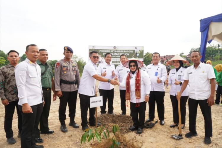 Rutan Pekanbaru Sulap Lahan Tidur Jadi Kebun Produktif, WBP Dilibatkan