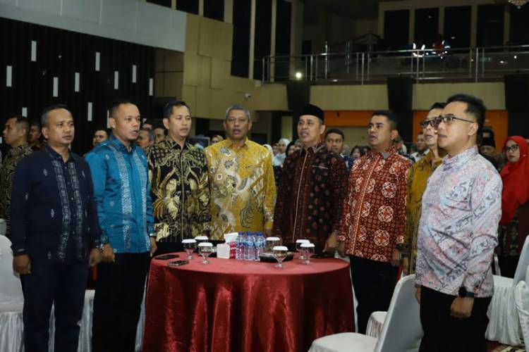 Malam Pisah Sambut Kapolres Inhil, Bupati Berharap Sinergitas Pemda dan Polres Inhil Tetap Terjaga