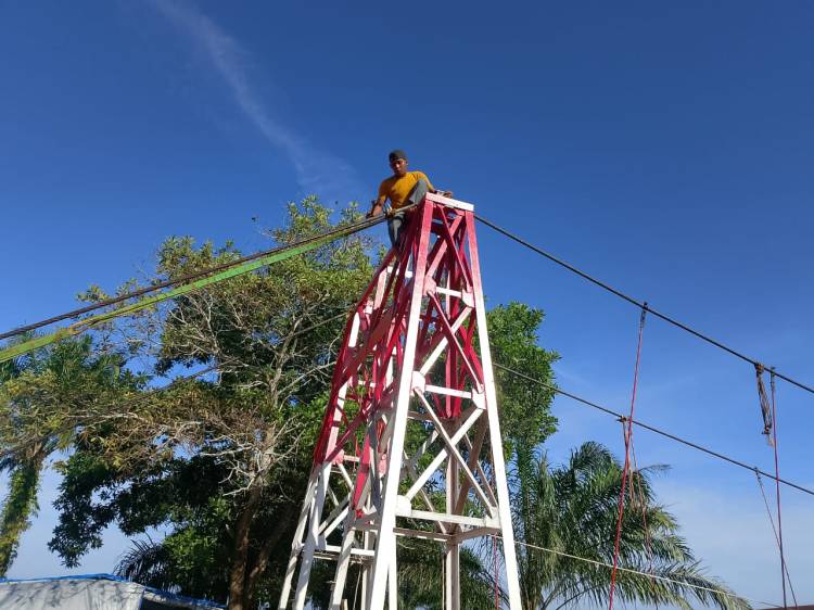 Progres 74 Persen, Pemasangan Instal Raling Jembatan Gantung Bangko Pusako - Menggala Sakti Rohil Dikebut