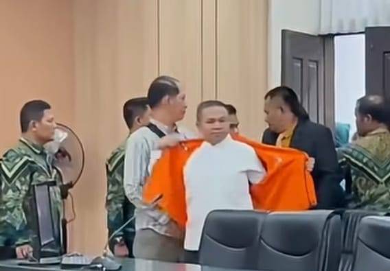 Abdul Wahid Divonis 2 Tahun Penjara