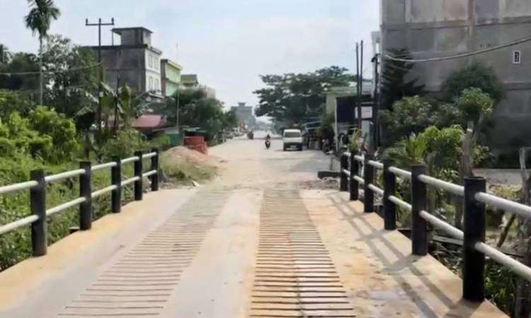 Perbaikan jalan dan Jembatan di Parit Landang Dilanjutkan ke Parit Tamrak