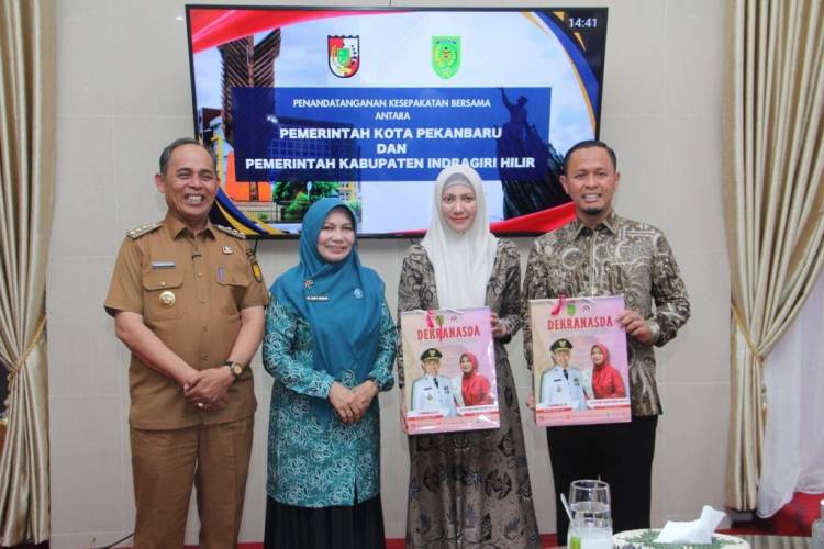 Wako Pekanbaru dan Bupati Inhil Teken Kerja Sama Pembangunan dan Pengembangan Potensi Daerah