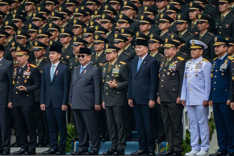 Panglima TNI Hadiri Upacara Prasetya Perwira TNI dan Polri Tahun 2026 di Istana Negara