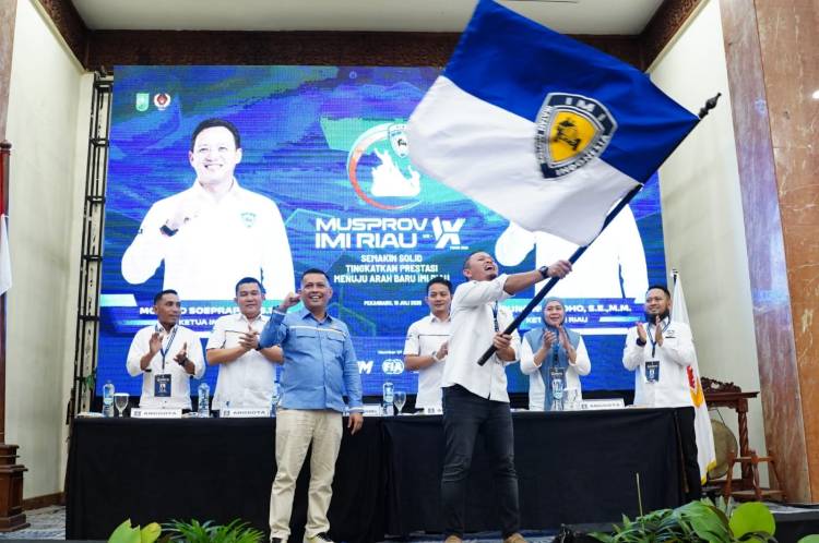Agung Kencana Kembali Pimpin IMI Riau 2026-2030