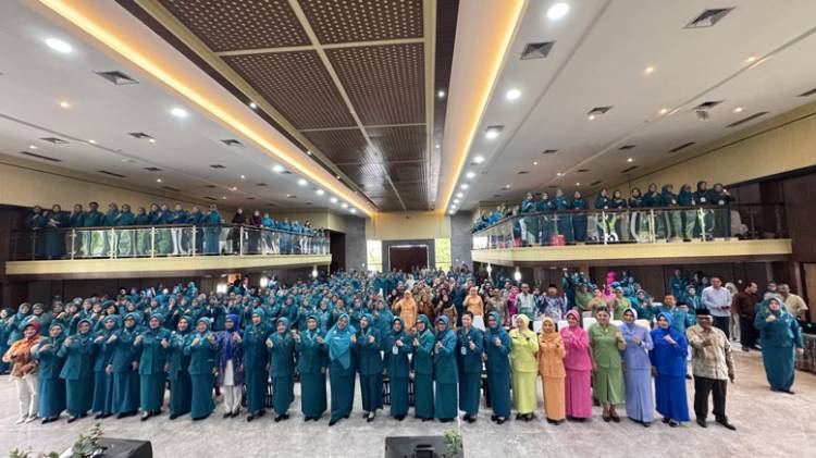 TP PKK Bengkalis Hadiri Puncak HKG PKK ke-54 di Makassar
