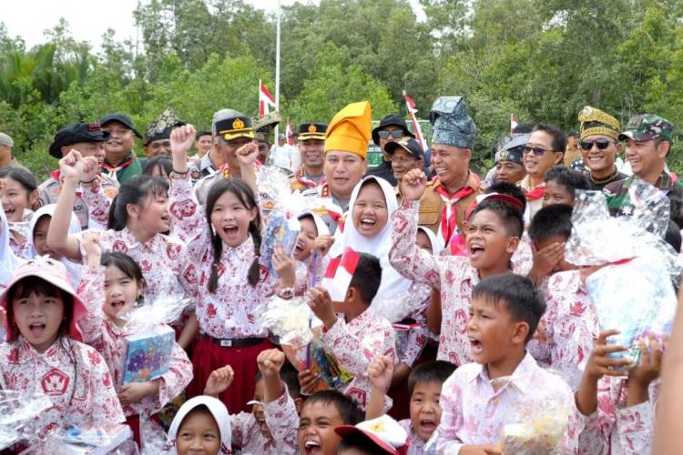 Bupati Herman Dampingi Kapolda Riau Kunker di Inhil