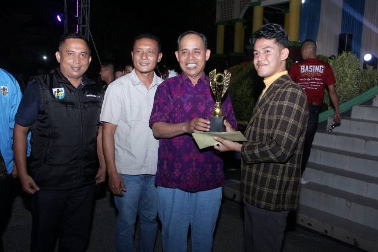 Bupati Herman Tutup Festival KNPI Inhil Fair 2026, Ajak Pemuda Jadi Penggerak Inovasi dan Pembangunan Daerah