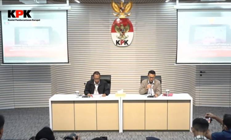 Dugaan Suap Jabatan, Bupati dan Sekda Kuansing Ditahan KPK