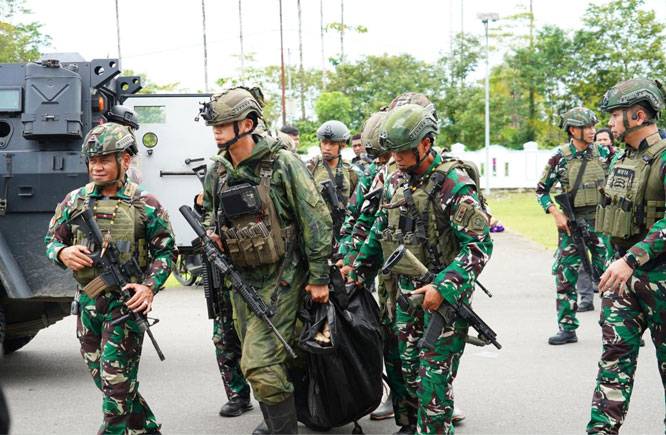 Di Bawah Ancaman OPM dan Medan Ekstrem, Koops TNI Habema Berhasil Evakuasi Dua Korban Aksi Kekerasan di Yahukimo
