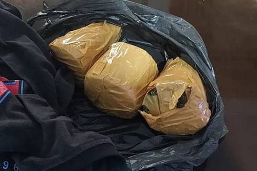 Petugas Lapas Kelas II A Pekanbaru Temukan 3 Bungkus Paket Ganja Kering