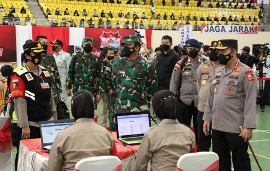 Panglima TNI: Ingat Keluarga Kalian Menunggu di Rumah