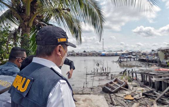 Pemrov Riau Anggarkan Relokasi Rumah Warga Tanah Merah yang longsor di Inhil