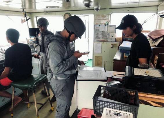 Bakamla Tangkap Kapal Tanker Bermuatan 90 Ton BBM Ilegal di Perairan Sekuang Batam