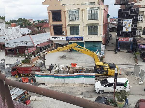 Salah Satu Penyebab Banjir, Pj Walikota Pekanbaru Desak Kontraktor Selesaikan Proyek IPAL