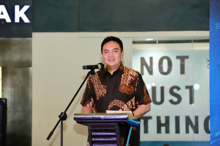 Kapolda Riau Irjen Mohammad Iqbal : Literasi Digital Hindarkan Penyimpangan Norma dan Hukum Dalam Bermedia Digital