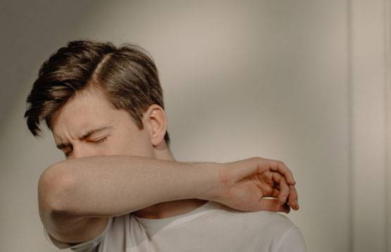 5 Cara Mencegah Tubuh Terserang Flu