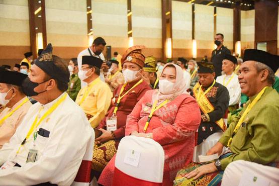 Bupati Kasmarni Hadiri Peresmian BRK Syariah
