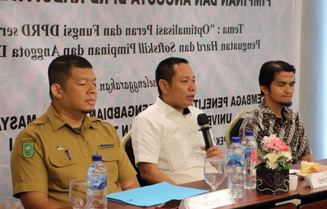 Ketua DPRD Siak Resmi Tutup Kegiatan Bimtek Peningkatan Kapasitas Pimimpin dan Anggata Dewan