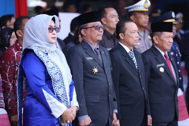 Sekda Siak Arfan Usman Hadiri Wisuda Sekolah Tinggi Transportasi Darat Indonesia Angkatan 45