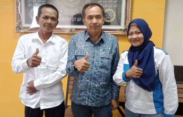 Berbincang Bersama Ketua DPRD Inhil, Tingkatkan Sinergisitas PPWI Inhil Menyuarakan Aspirasi Rakyat