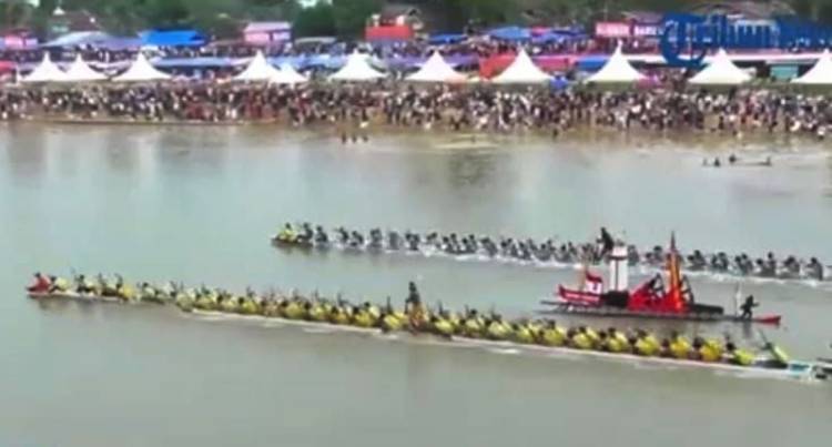 Bintang Emas Cahaya Intan 2023 Juara Pacu Jalur Tepian Narosa 2025