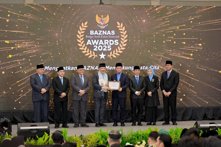 Wali Kota Pekanbaru Terima Penghargaan dari Baznas RI