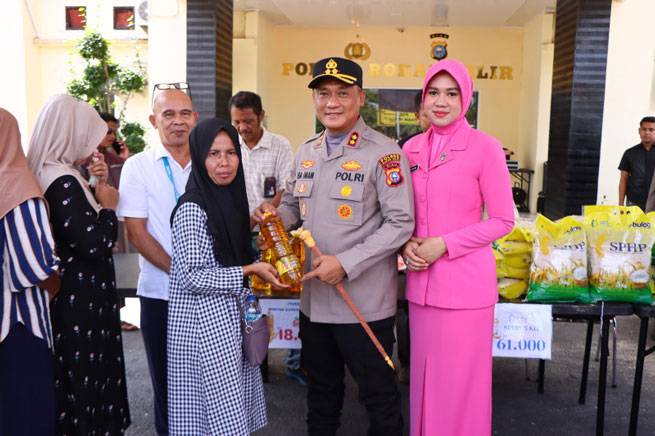 Polres Rohil Bersama Bulog Gelar Gerakan Pangan Murah