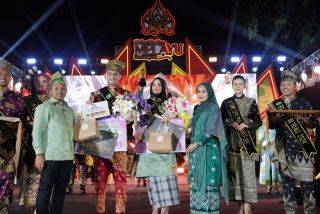 Rafi Sanjani dan Diajeng Arta Bujang Dara Riau 2025