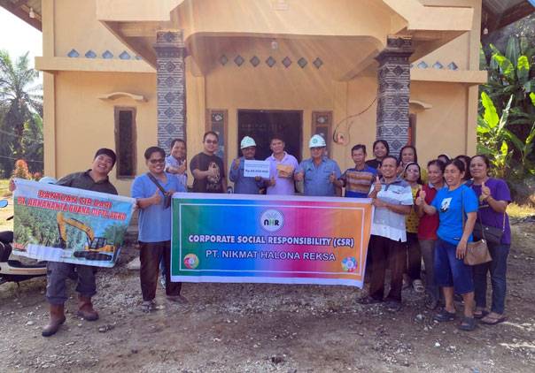 Tiga Perusahaan Bersatu Salurkan Rp80 Juta untuk Pembangunan Gereja di Sungai Akar