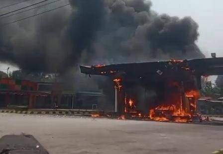 Mobil Langsir BBM Terbakar di SPBU Lintas Timur, Polisi Didesak Usut Tuntas